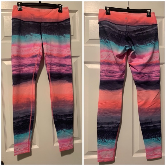 🦄 Lululemon EUC Sz 8, 29” Beachscape leggings 🦄 - Picture 2 of 2